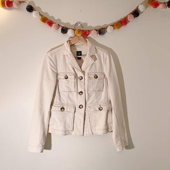 GAP Jackets & Blazers - Gap Jacket size 6